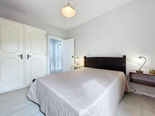Bays Secrets Apartment by Atlantic Holiday - 1