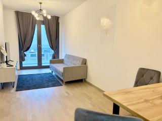 Chic city stay Metropolis free parking - 9