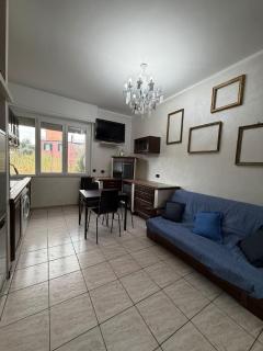 Golden Sea Apartment - 6