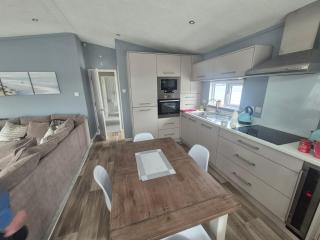 P1 The Warren Abersoch - 4