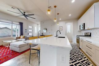 East Austin Retreat - 4