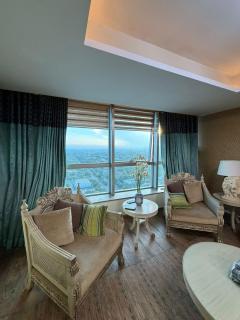 Luxury 2 Bed Centaurus Apartment Margalla View - 6