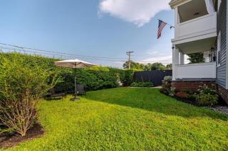 Pristine Walkable Downtown 2BR Apartment - 5