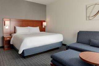 Courtyard by Marriott Boston Norwood/Canton - 1