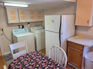 New! 307 HP Cottage - Cute & Great Location! - 3