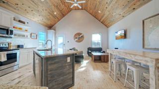 Laguna Village Collection by AvantStay - 2