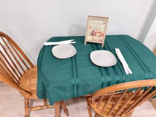 Ideal Bachelor Suite For Couples in Aurora - 2