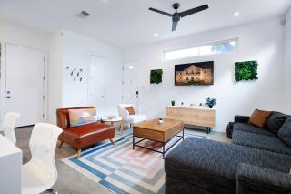 Modern SA Home Nr DT River Walk Alamo WiFi - 7