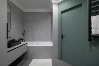 GrandStay MidTown Exclusive central apartment with Resident parking Bath and shower King bed and much more - 6