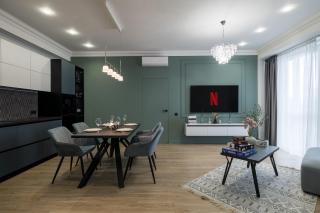 GrandStay MidTown Exclusive central apartment with Resident parking Bath and shower King bed and much more - 1