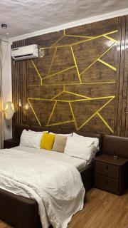 Luxury or comfort angle - 2