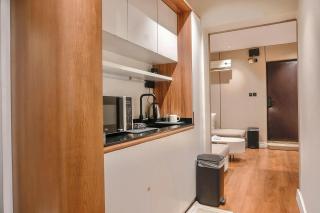 Executive Suite - Private Entry - 5