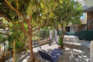 HOST4U - Ligurian House with Garden in Imperia - 2
