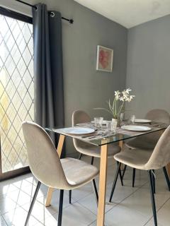 Casa Moderna, Ubicación Estrategjca - 8