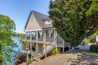 Smith Lake Luxe Retreat | Pool, Coffee & Cocktails - 0