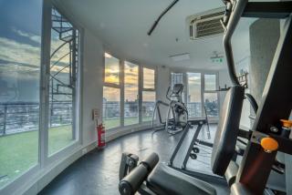 Executive Apartment in Corporate Axis Ideal for Business Stay - 2