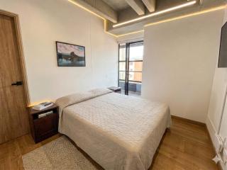 Modern Apartment with Balcony | Near El Poblado - 9
