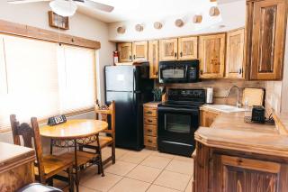 Desert Oasis Condo - 5