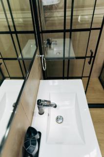 Modern 1-Bedroom Suite - Near Dansoman SSNIT flats - 7