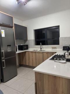 Serengeti Precinct Executive Apartment - 6