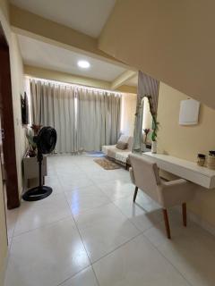 Royal Charm house - 1