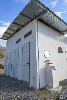 New Amigos - Beachclub & Hostel - 6