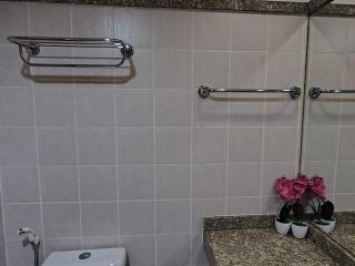 UH 406 3 pessoas com lazer e garagem Comfort Hotel - 4