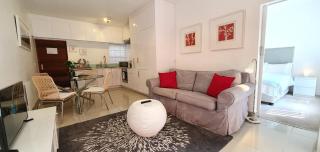 Stylish 1 BR unit, pvt garden, free wifi parking - 8