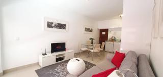 Stylish 1 BR unit, pvt garden, free wifi parking - 4