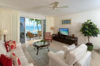 Beachfront 2Br Condo Ground Floor Walk To Pool - 0