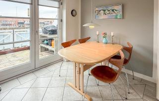 2 Bedroom Stunning Apartment In Borre - 8
