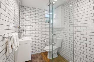 Serene 2-Bedroom Venice Apartment with Private Entrance - 1