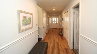 Water View, Lots Of Space, 10 Blocks To Cm Beach - 5