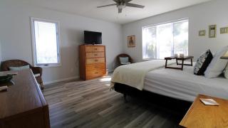 Water View, Lots Of Space, 10 Blocks To Cm Beach - 3