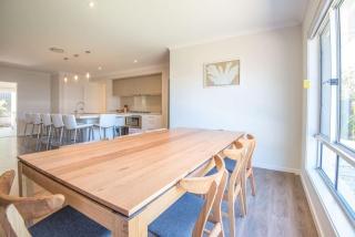 Bright spacious Noosa family home - 7