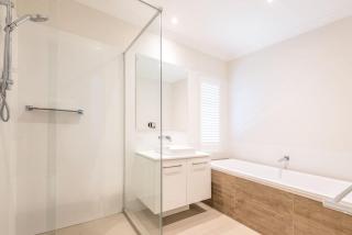 Bright spacious Noosa family home - 1