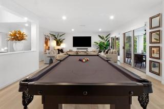 Luxurious impeccably styled waterfront Noosa home - 7