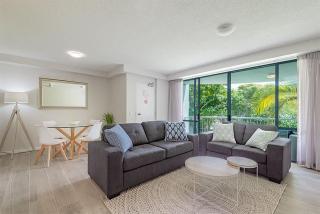 Chic Noosa riverside apt with great facilities - 5