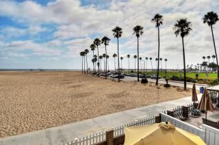 1005 East Balboa - 2