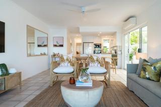 Stunning coastal townhouse with waterfront views - 3