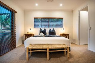 Spacious and stylish family oasis on Noosa Hill - 8