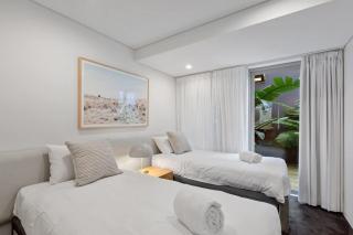 Contemporary Twnhse heated pool with to MainBeach - 1