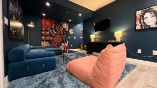 La Fleur Royale Designer Room - 1