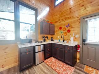 Butterfly Bend - Cozy & Charming Cabin Red River Gorge Hot Tub - 2