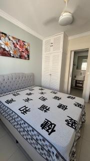 Guaruja Pé na Areia Vista para o mar a 30m praia Pitangueiras - 2