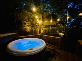 Cliffline Twilight - Cliffside Hot Tub RRG Retreat Epic Views Pet Friendly - 7