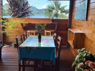 Hiva's Place climatisé terrasse vue sur mer -Huahine - 6