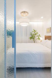 신규할인, Free Luggage Storage, Gangnam, Yeoksam, Near Gangnam Station, Gangnam Plastic Surgery Clinics, Garosu-gil, Apgujeong Rodeo Street, COEX Mall, Gangnam Wedding Venues, Airport Bus Access - 9