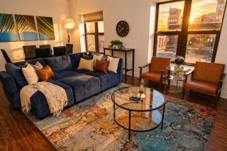 Spacious 3BR 420 Friendly Apartment Near McCormick Place, Lakefront and Soldier Field - 0