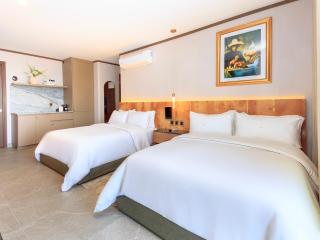 Brada Collection Stays - 1